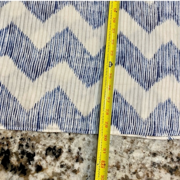 Chicos Womens 3/4 Sleeve Top with Blue and White Chevron Design - Picture 6 of 7